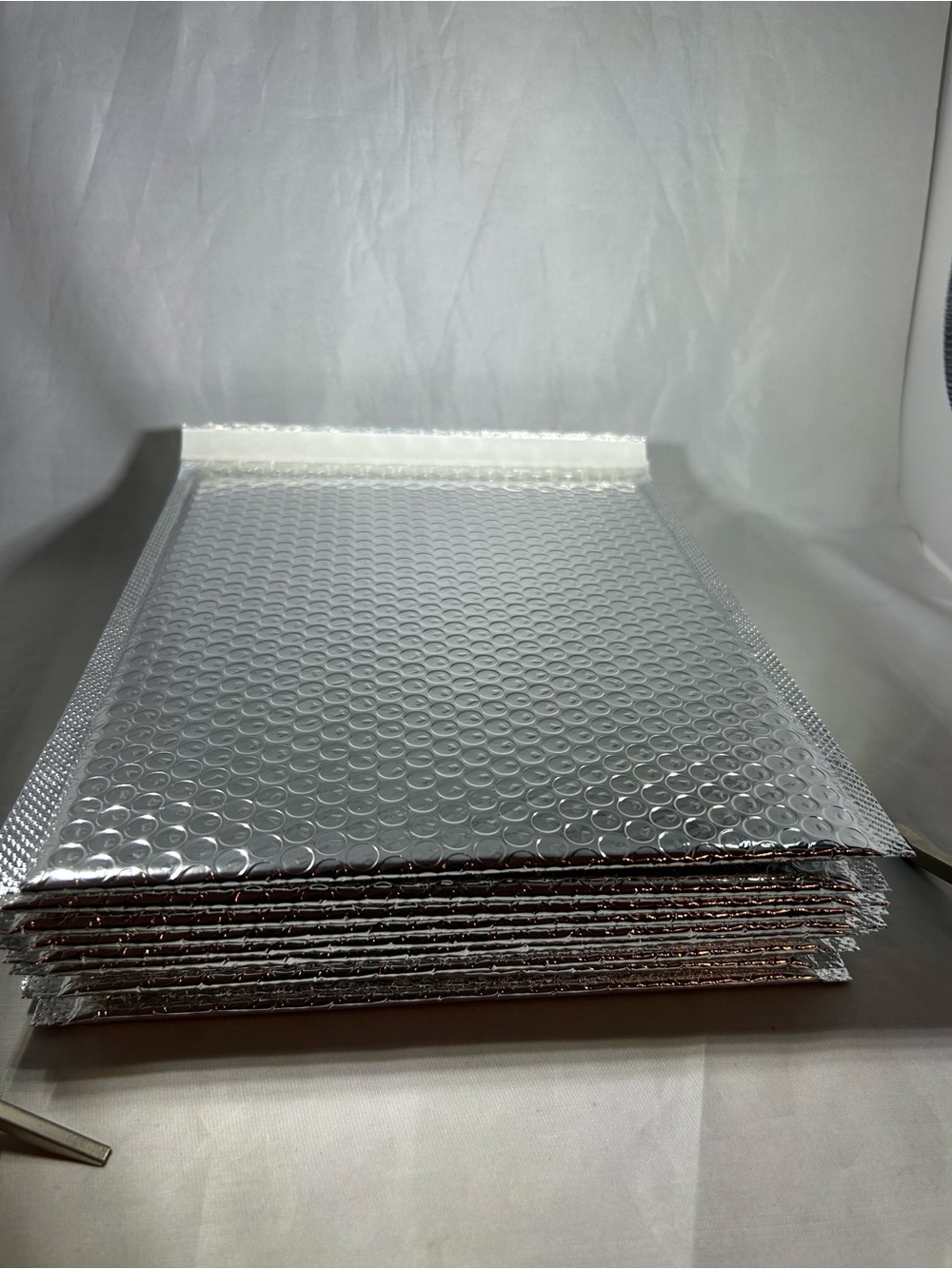 Silver Metallic Bubble Mailers with Self-Seal Closure 8.5 x 12